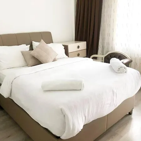 公寓 Centrally Located 3+1 Flat In Sisli, W/ Lift & Ac