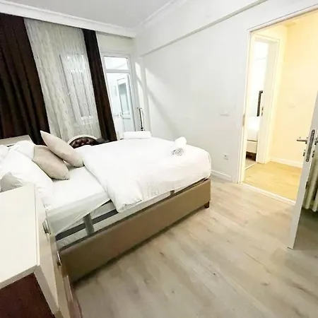 Centrally Located 3+1 Flat In Sisli, W/ Lift & Ac *